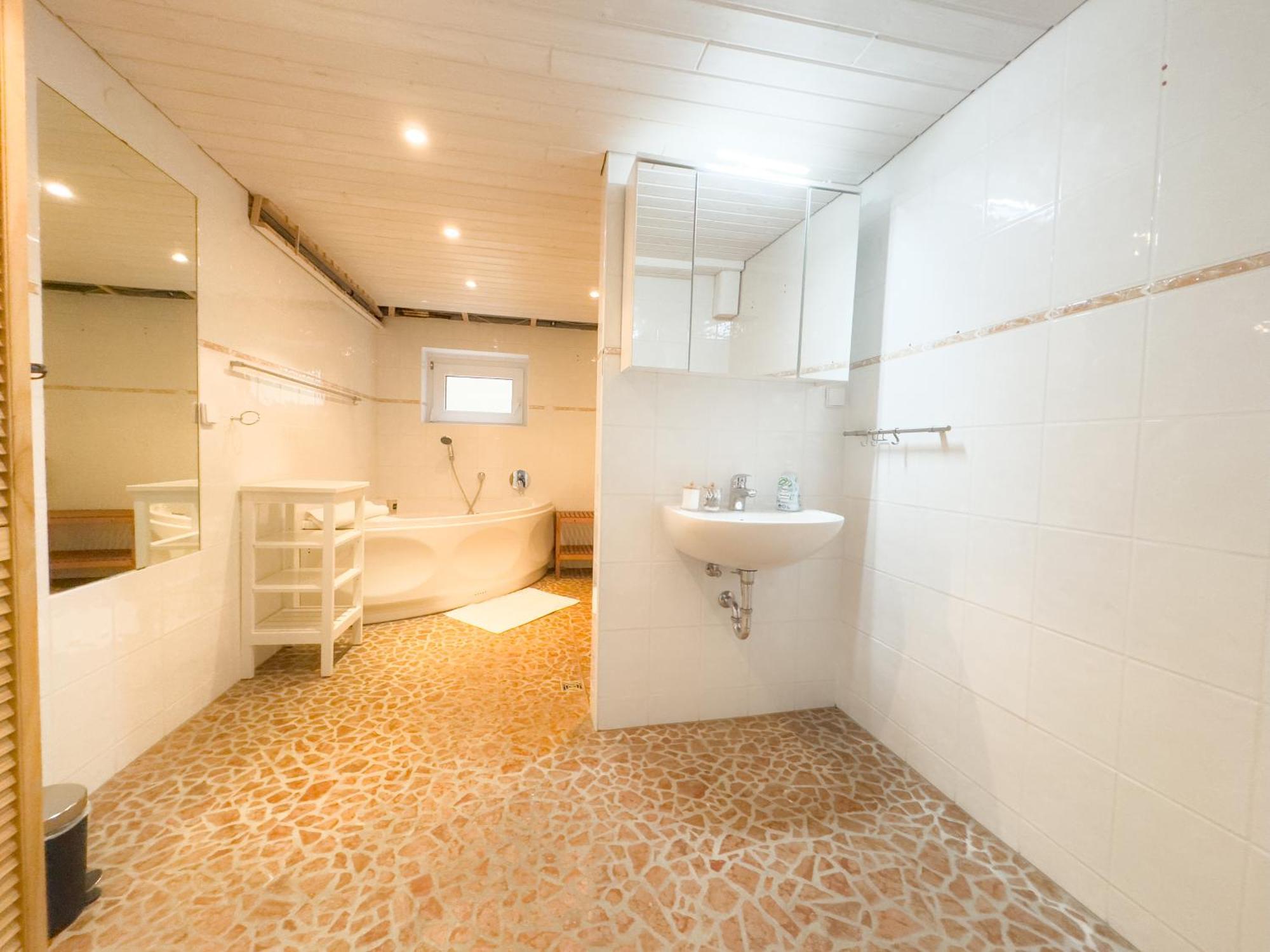 Souterrain Apartment Mit Eigenem Eingang Und Terasse Sarstedt Exteriér fotografie